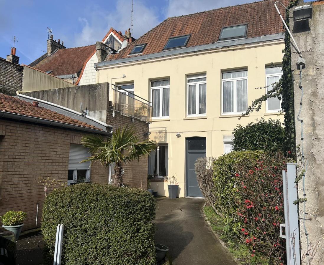 Appartement Le Saint Haut Centre Ville A Saint-Omer المظهر الخارجي الصورة